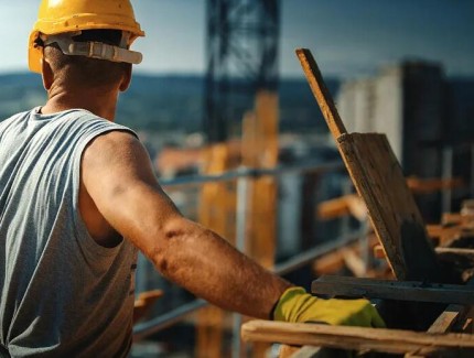 高薪急招钢筋工20人